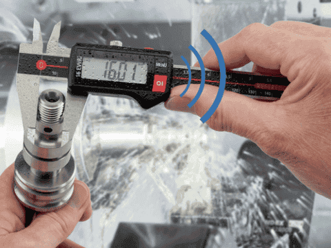 การใช้งาน Mahrconnect โดยการวัดชิ้นงานด้วยคาลิปเปอร์ดิจิทัลไร้สายข้างเครื่องจักร เพื่อการตรวจสอบชิ้นงานระหว่างกระบวนการผลิต (In-Process)