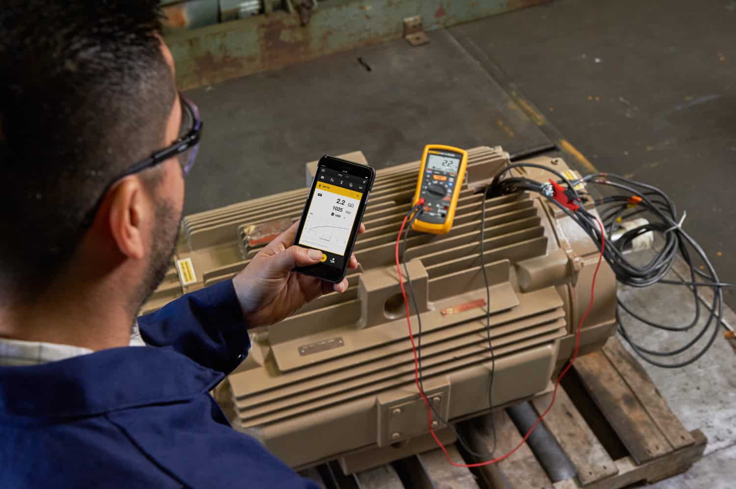 ขั้นตอนการใช้เครื่อง Fluke 1587 FC ตรวจวัดค่าความต่างศักย์และฉนวนไฟฟ้าในระบบขับเคลื่อนรถยนต์ไฟฟ้าพร้อมแสดงผลผ่านสมาร์ทโฟน